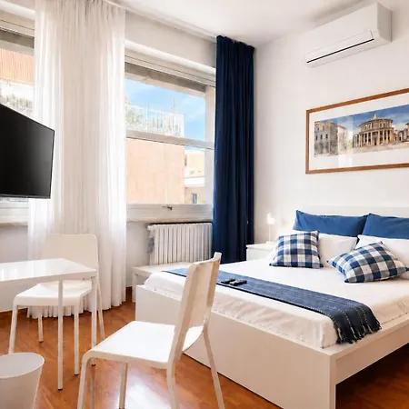 Celebrity Home, Bari