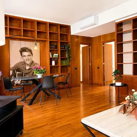 Celebrity Home, * Bari