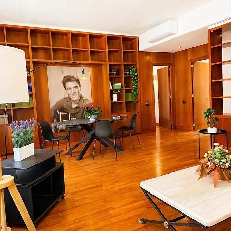 Celebrity Home, Apartment *