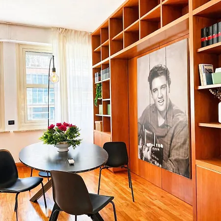 Celebrity Home,